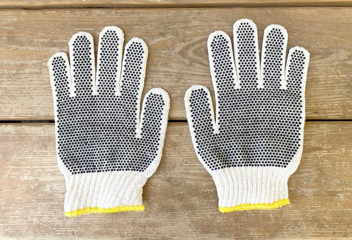 Radish Gardening Gloves