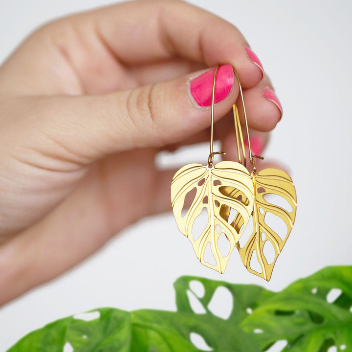 Monstera Adansonii Earrings - Gold Jewelry A Tea Leaf 