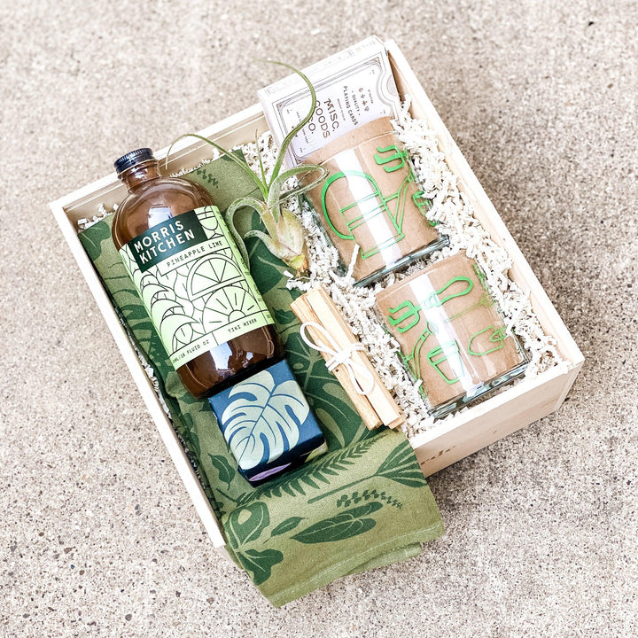 Botanical gift box for housewarming gifts